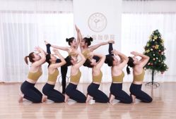 -亚太瑜伽普拉提学院