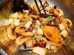 -七欣天香辣蟹火锅(常熟珠海路万达广场店)