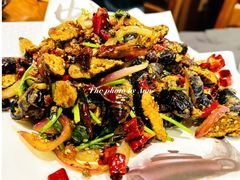 干煸蚕蛹-五谷粮煎饼卷大葱(景星店)