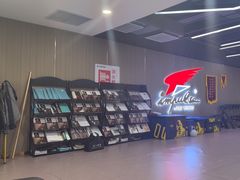 -英派斯健身旗舰店(海信国际中心馆)