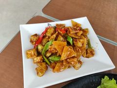 -张会海鲜饭店(东戴河店)