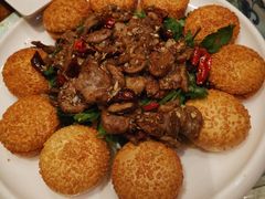 -老街坊美食汇(玉兰大街店)