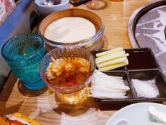 -三人行骨头王火锅(长寿店)