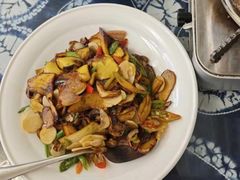 -瑞丰园庭院餐厅·白族传统家常菜