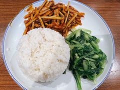 鱼香肉丝盖浇饭-乔家栅(襄阳南路店)