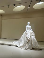 -南京宝娜嫁衣婚纱礼服馆(中央路店)