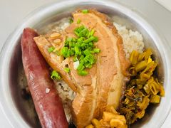 -梁阿婆廿年老牌扣肉糯米饭