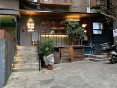 -黑石咖啡(小十字店)