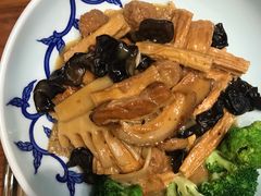 -秦唐一号西安菜馆(钟楼店)