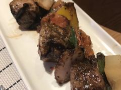 炭烤牛菲力串配喜马拉雅粉盐-造精酿餐厅