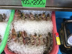 -J Daeng Seafood