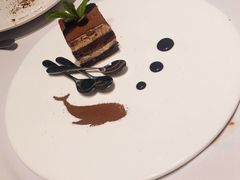 -GreyWhale灰鲸餐厅(武汉国际广场店)