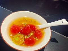 -鲜入唯煮·港式海鲜牛肉火锅(金宝街店)