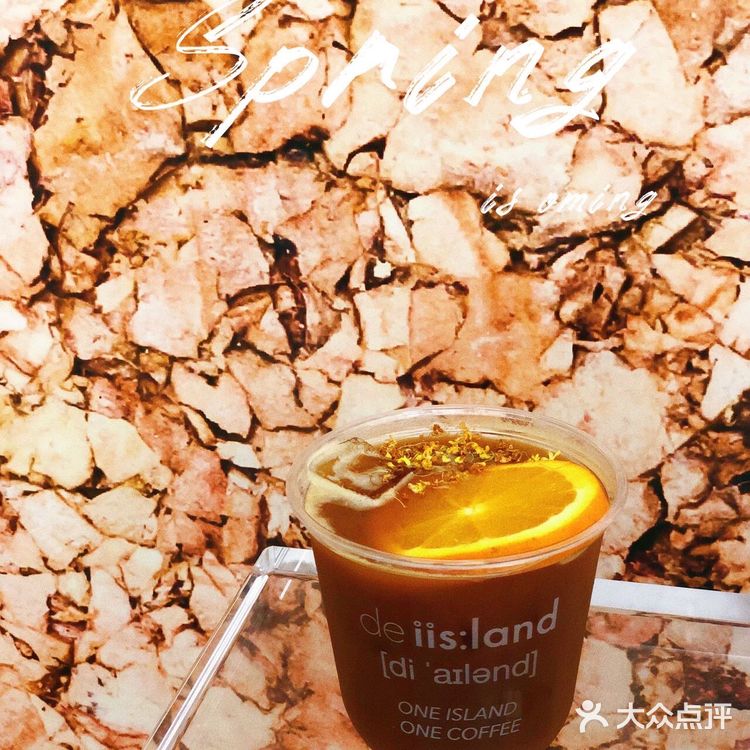 广州|万菱汇新晋空间美学咖啡店