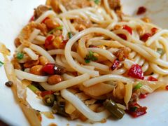 -牛八宝桂林米粉(八里庄店)