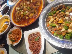 -巴特餐饮6加1音乐餐吧·新疆菜