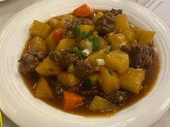 土豆烧牛肉-那达慕蒙古风味酒楼