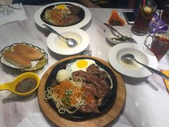-豪客来牛排(中央花苑店)