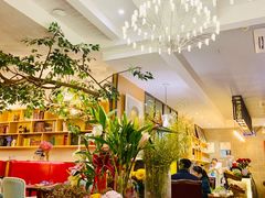 -樾餐厅泰式海鲜火锅(民歌湖店)