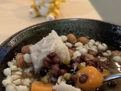 八宝甜汤-雪多冰·台湾甜品(高升店)