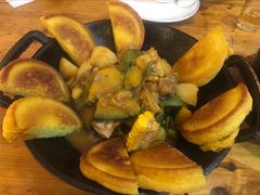 老厨东北一锅出-鹤乡东北菜(崮山路店)