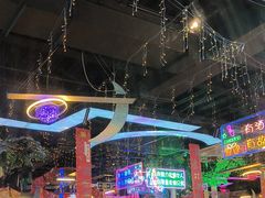 -路边边.炒菜烧烤.音乐餐厅(良乡长虹店)