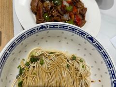 -鲁达面馆本帮风味(共康东路店)