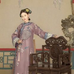 -盘子女人坊古装写真摄影(厦门总店)