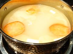 -御花园·粤菜·海鲜火锅(中山公园店)