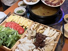 -宣威山野人家·云南菜·菌火锅(金碧店)