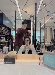 -HAIR CORNER