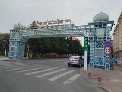 -布尔津河堤夜市