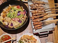 -万记麻辣烫国展总店