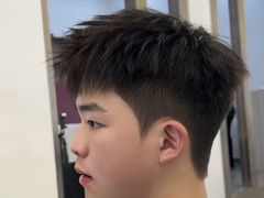 -鸿通城购物中心