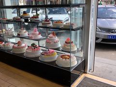 面包甜点陈列柜-好利来(飞跃路店)