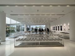 -罗红摄影艺术馆