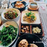 新派客家菜，新鲜食材，传统手艺。