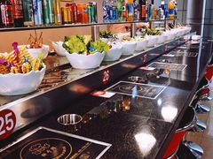自助取餐区-轩于鲜旋转自助小火锅(新之城购物广场店)