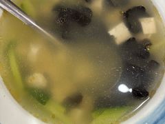 -鹤乡东北菜(崮山路店)