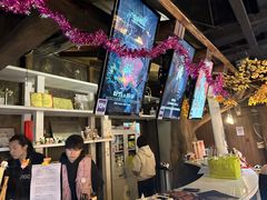 -暴风岛沉浸式体验馆(百联世纪店)