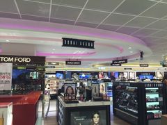 -COSMETICS & PERFUMES BY SHILLA(樟宜机场店)