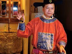 -包整·丝娃娃(甲秀楼景观店)