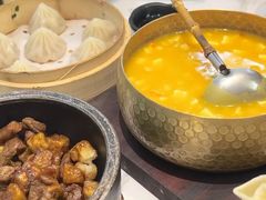 -西湖书堤(平湖八佰伴店)