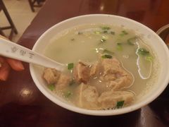 本帮肚肺汤-三两春(浦三路店)