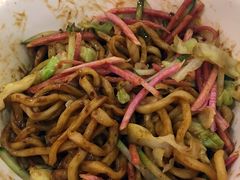 -黑八私房老北京炸酱面