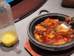 -东口码头·烧鸽子·鱼头泡饼·地方菜(金鹰悦城店)