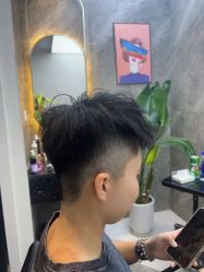 -蓝调造型·烫发·染发