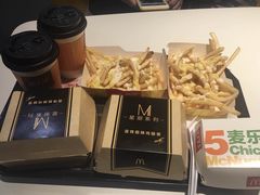 -麦当劳(河北唐山光明路餐厅)