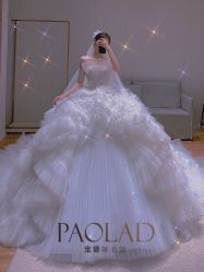 -南京宝娜嫁衣婚纱礼服馆(中央路店)