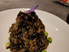 -吴越荣记苏州菜·松鼠桂鱼100%活鱼现做(斜塘老街店)